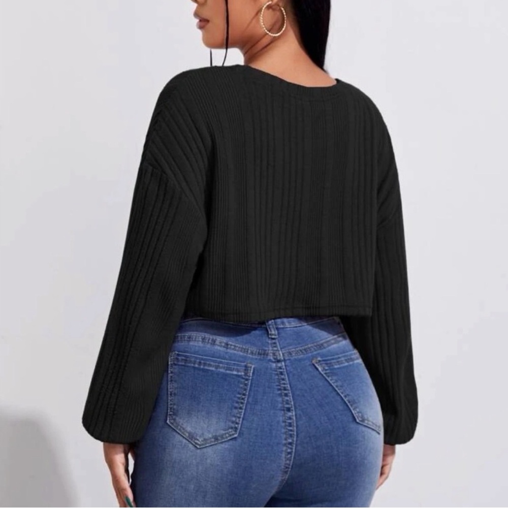 Black Ribbed Knit Crop Sweater - Picture 4 of 6